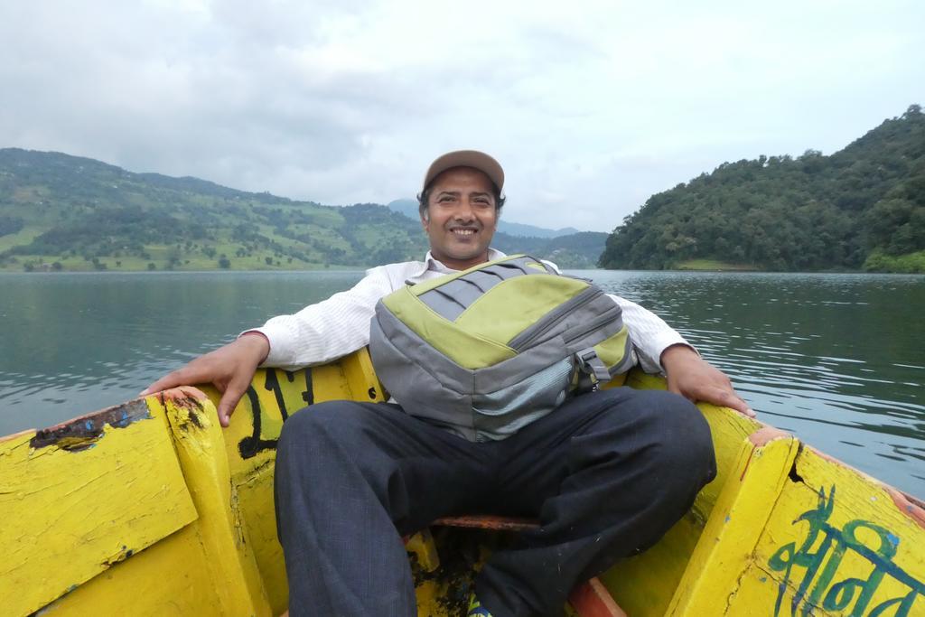 Dinesh House Bed & Breakfast Pokhara Exterior photo