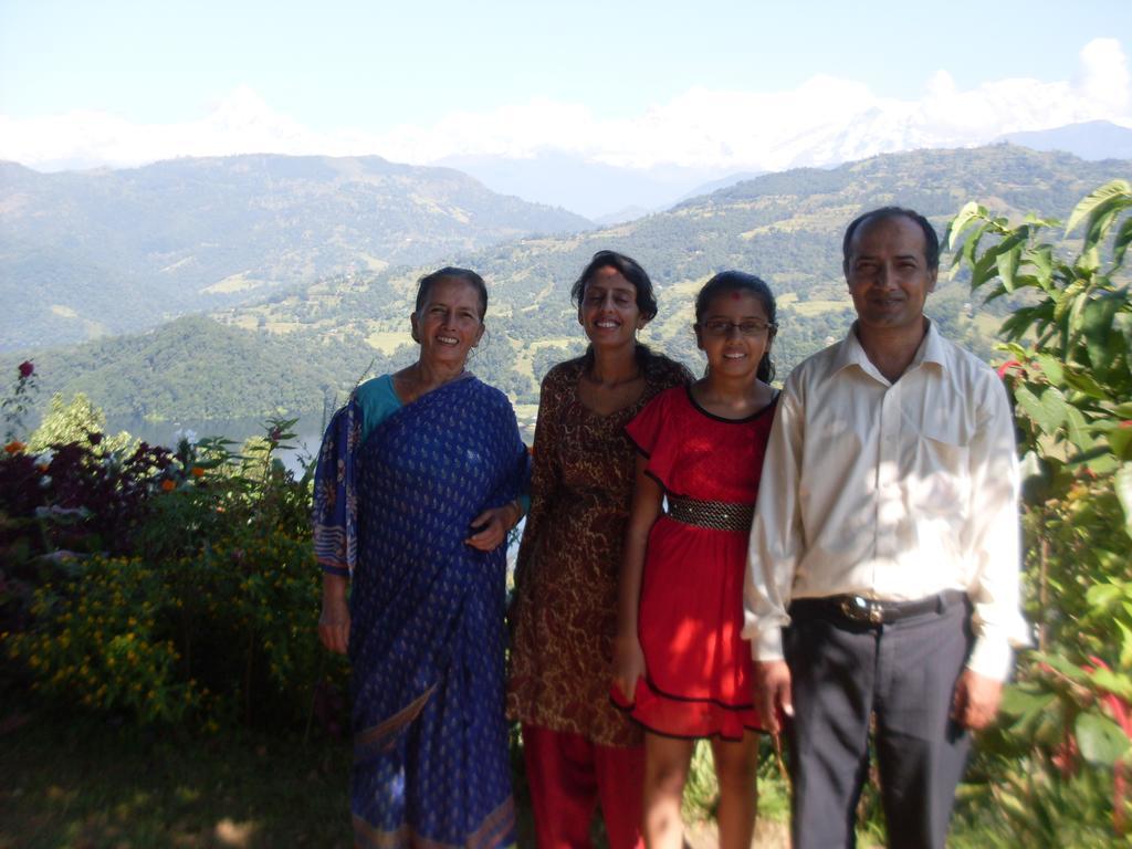 Dinesh House Bed & Breakfast Pokhara Exterior photo