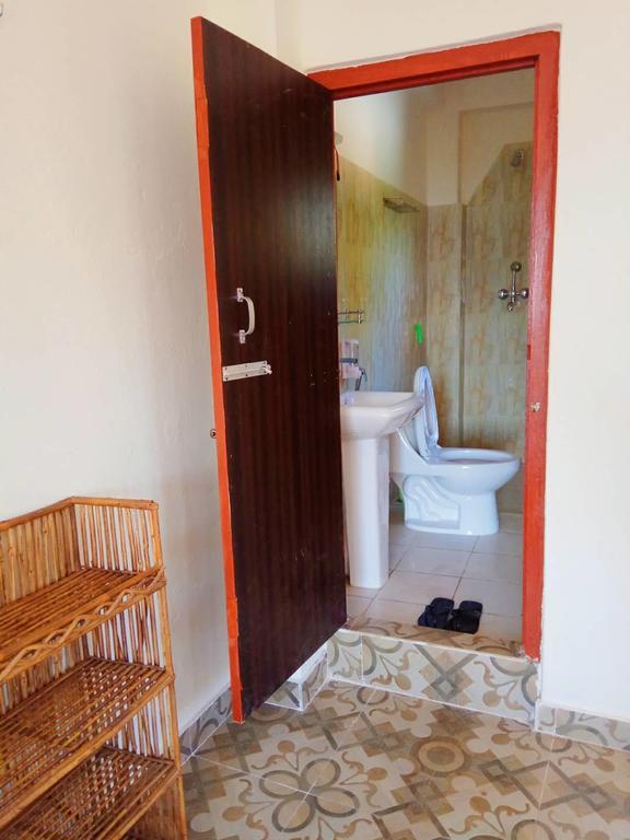 Dinesh House Bed & Breakfast Pokhara Exterior photo